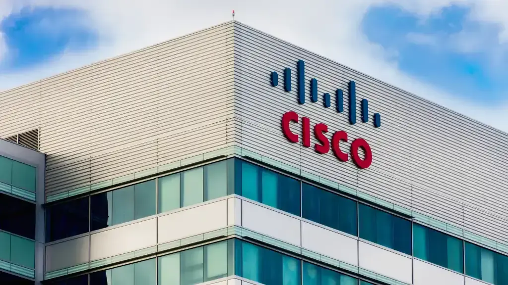 Cisco patch bundle hits critical Nexus 9000 and IOS XR flaws